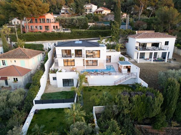 Maison à LE LOGIS NEUF (13190)