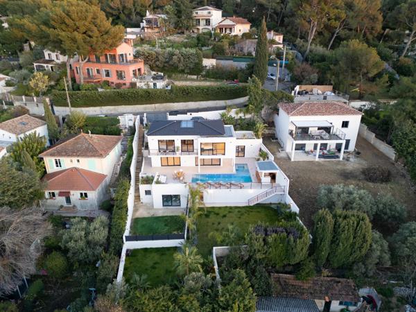 Maison à LE LOGIS NEUF (13190)