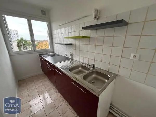 Appartement à louer 1 pièce 33.89m²