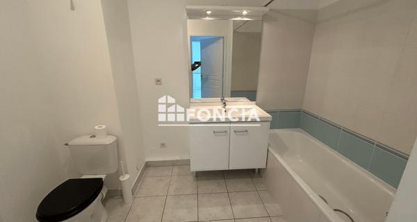 Location Appartement 2 pièces 41.72 m² - Meyzieu 69330