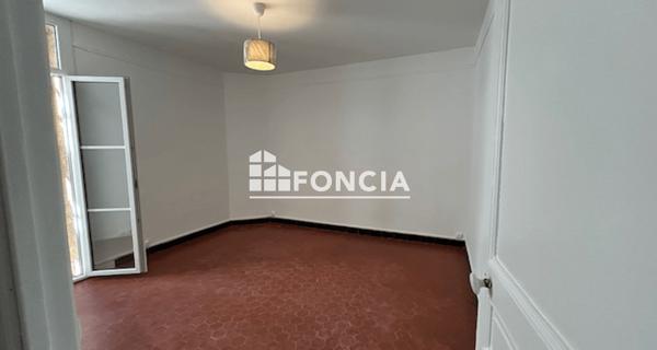 Location Studio 25 m² - Saint-raphaël 83700