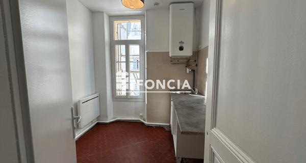 Location Studio 25 m² - Saint-raphaël 83700