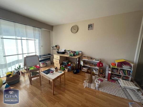 Appartement à louer 3 pièces 64.36m² Rambouillet (78120)