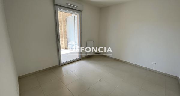 Location Appartement 2 pièces 39.2 m² - Carros 06510
