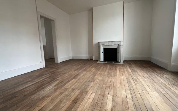 Maison à vendre    5 pièces • 175 m2 Limoges