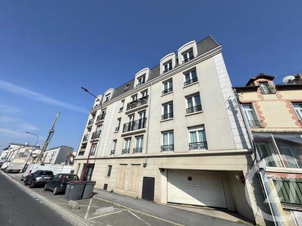 Appartement F2 à vendre  2 pièces - 45,24 m 2   BOUGIVAL  - 78