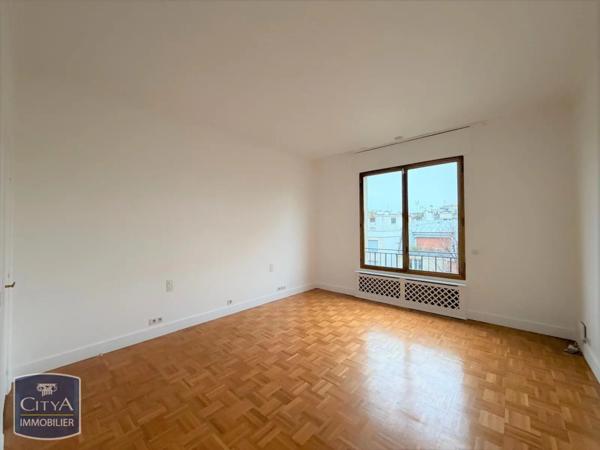 Appartement à louer 2 pièces 95.9m²