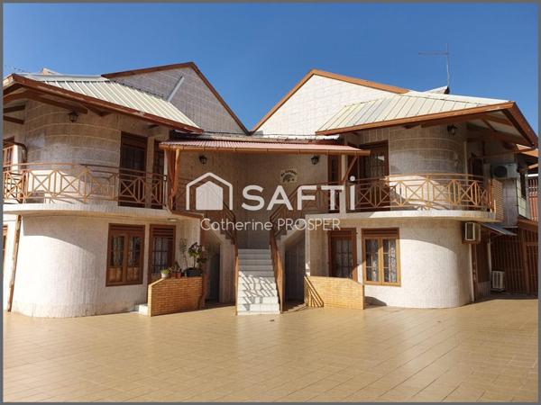 IMMEUBLE de RAPPORT à VENDRE à KOUROU