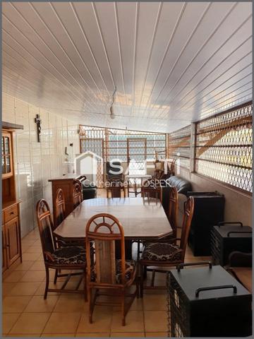 IMMEUBLE de RAPPORT à VENDRE à KOUROU