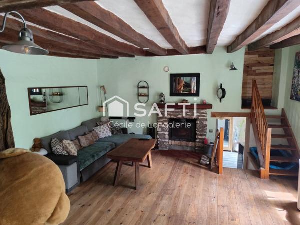 MAISON RESTAUREE AVEC GRANGE  (GARAGE/CAMPING CAR)