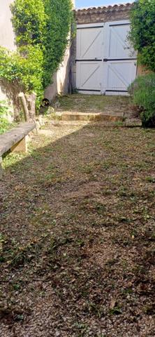 Grande Maison de Village d’environ 260 m2 habitables à Saint-Marcel-d'Ardèche