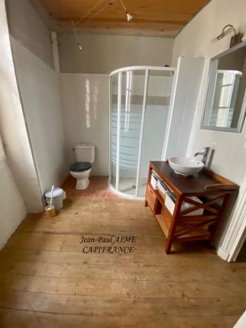 Grande Maison de Village d’environ 260 m2 habitables à Saint-Marcel-d'Ardèche