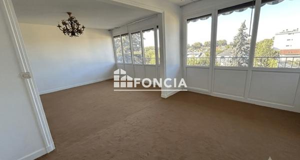 Location Appartement 4 pièces 75.08 m² - Saint-maur-des-fossés 94210