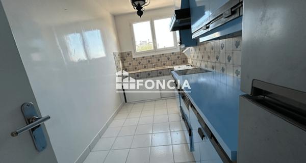 Location Appartement 4 pièces 75.08 m² - Saint-maur-des-fossés 94210