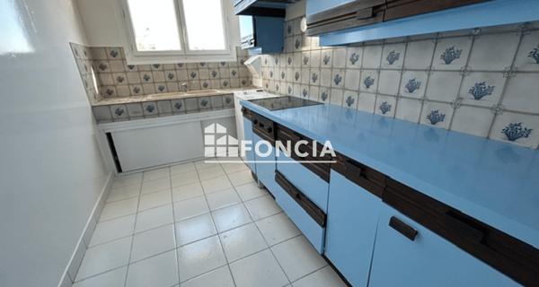 Location Appartement 4 pièces 75.08 m² - Saint-maur-des-fossés 94210