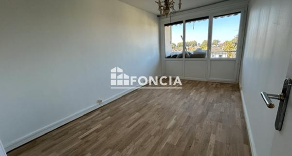 Location Appartement 4 pièces 75.08 m² - Saint-maur-des-fossés 94210
