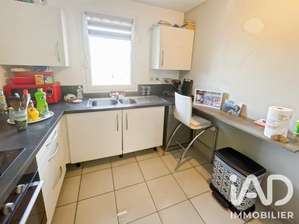 Appartement à vendre 3 pièces 65 m² Saint-Genest-Lerpt