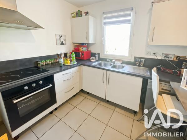 Appartement à vendre 3 pièces 65 m² Saint-Genest-Lerpt