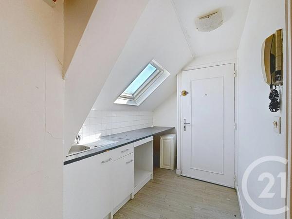 Appartement F3 à vendre  3 pièces - 30 m 2   LA FERTE GAUCHER  - 77
