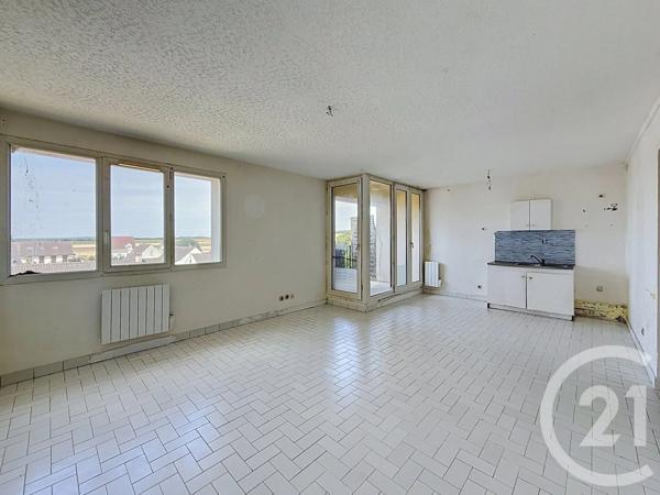 Appartement F3 à vendre  3 pièces - 30 m 2   LA FERTE GAUCHER  - 77