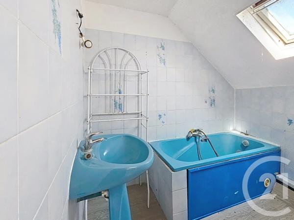 Appartement F3 à vendre  3 pièces - 30 m 2   LA FERTE GAUCHER  - 77