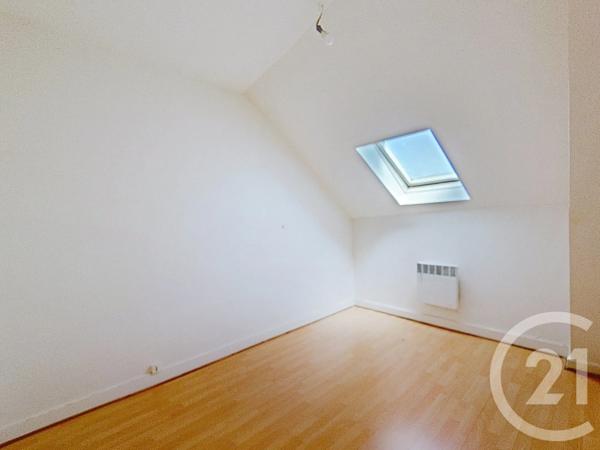 Appartement F3 à vendre  3 pièces - 30 m 2   LA FERTE GAUCHER  - 77