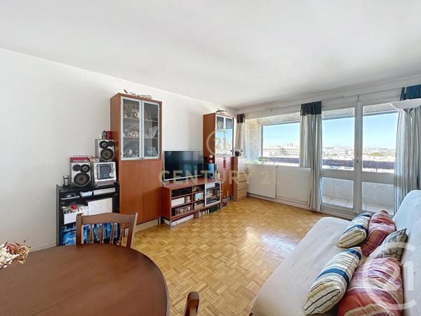 Appartement F5 à vendre  5 pièces - 91,50 m 2   CHAMPS SUR MARNE  - 77
