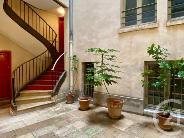 Appartement à vendre  4 pièces - 67 m 2   PARIS  - 75006
