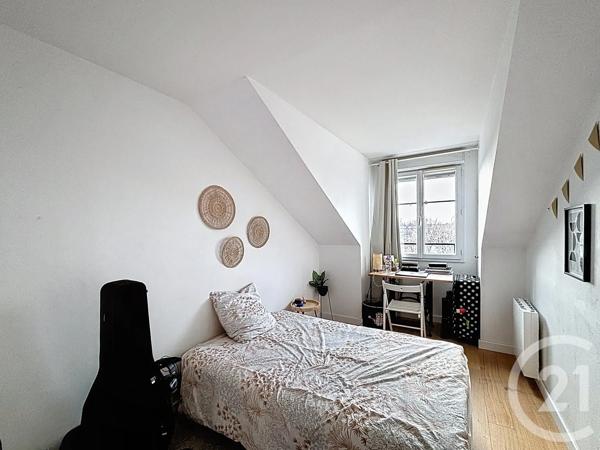 Appartement F4 à vendre  4 pièces - 85,65 m 2   MOISSY CRAMAYEL  - 77