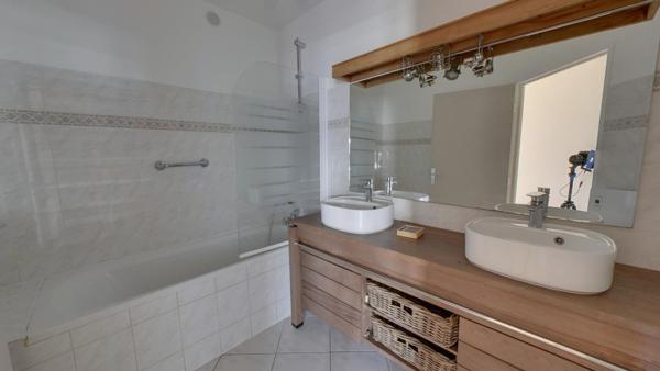 Appartement centre ville Bry Sur Marne 3 pièce(s) 82.30m²