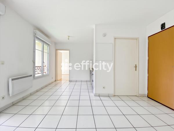 Appartement
         2 pièces
        - 36 m² 129 500 € *