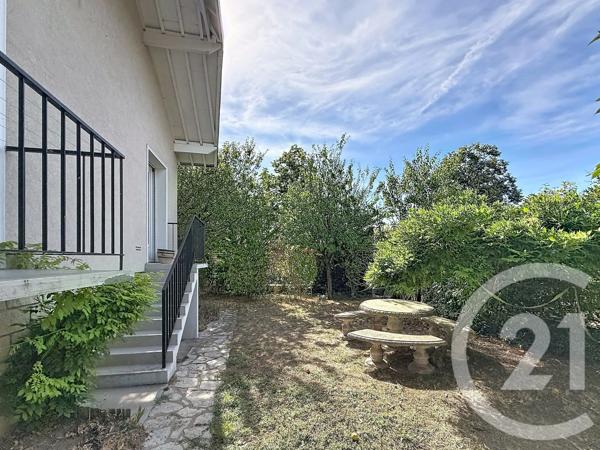 Maison à vendre  6 pièces - 127,82 m 2   NANTERRE  - 92
