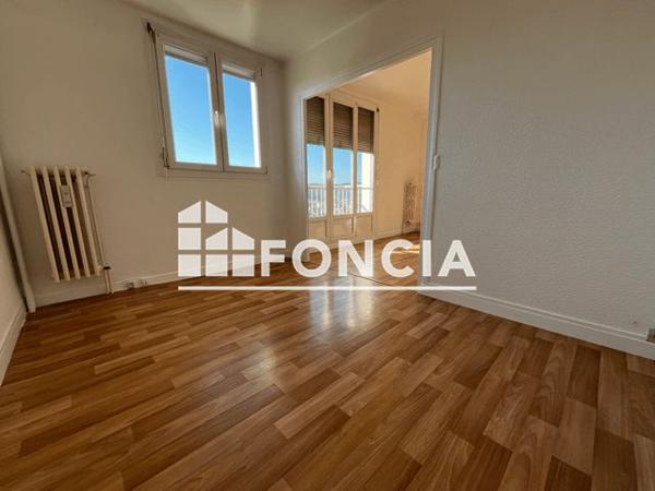 Location Appartement 3 pièces 60 m² - CITE DES CRAS Besancon 25000