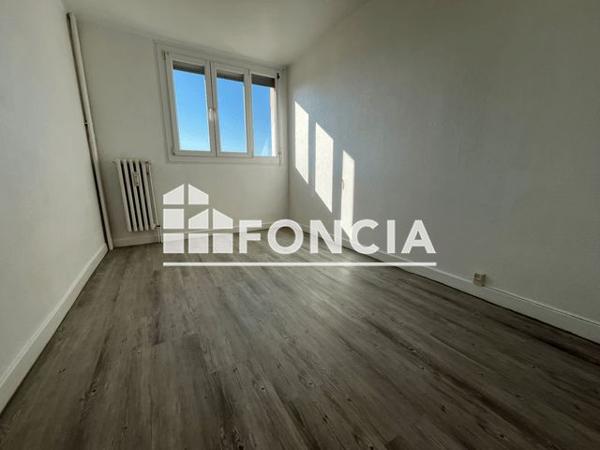 Location Appartement 3 pièces 60 m² - CITE DES CRAS Besancon 25000