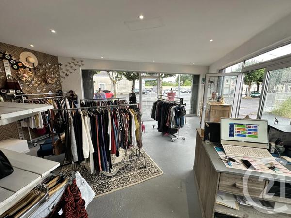 Immeuble à vendre  120 m 2   CHATEAUROUX  - 36