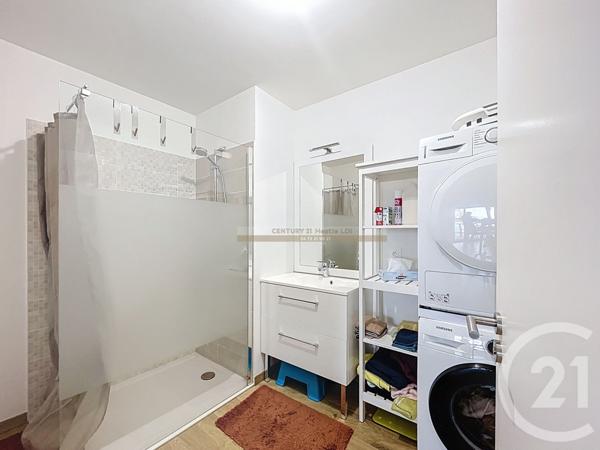 Appartement à vendre  4 pièces - 80,80 m2 DECINES CHARPIEU - 69