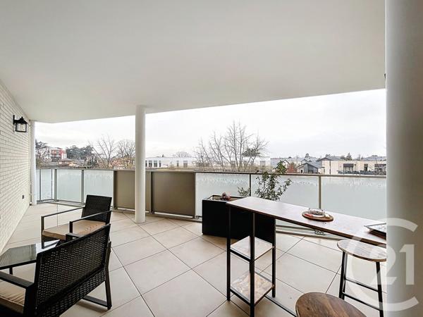 Appartement à vendre  4 pièces - 80,80 m2 DECINES CHARPIEU - 69