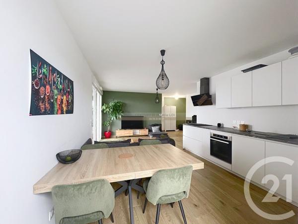 Appartement à vendre  4 pièces - 80,80 m2 DECINES CHARPIEU - 69