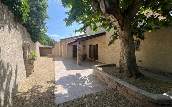 Maison à vendre    4 pièces • 148,42 m2 Marseille 13