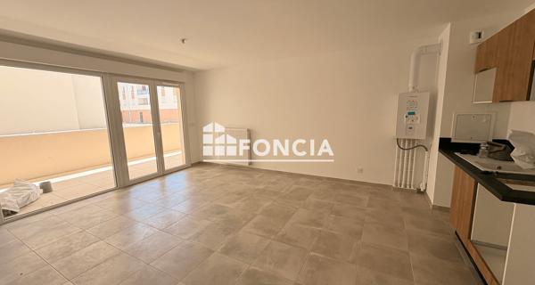 Location Appartement 2 pièces 49.4 m² - Morières-lès-avignon 84310