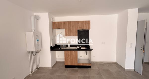 Location Appartement 2 pièces 49.4 m² - Morières-lès-avignon 84310