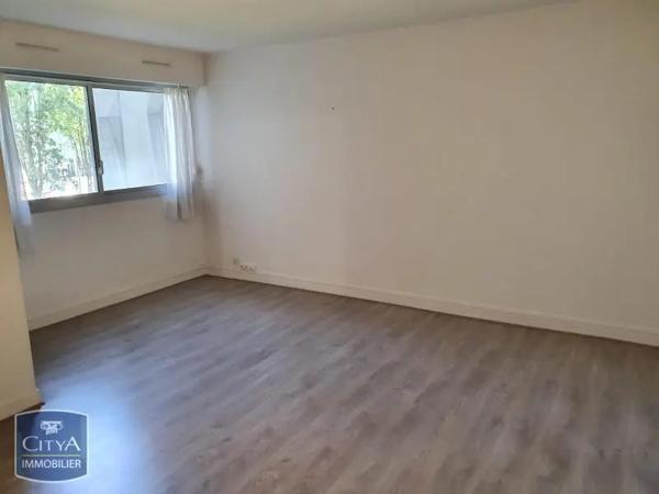 Appartement à louer 1 pièce 37.79m² Paris 19e Arrondissement (75019)