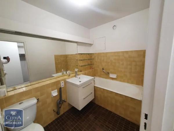 Appartement à louer 1 pièce 37.79m² Paris 19e Arrondissement (75019)