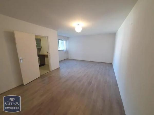 Appartement à louer 1 pièce 37.79m² Paris 19e Arrondissement (75019)