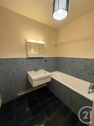 Appartement F1 à vendre  1 pièce - 28,95 m 2   PARIS  - 75011