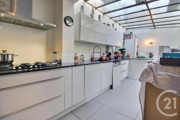 Maison à vendre  7 pièces - 126,96 m 2   MONTREUIL  - 93