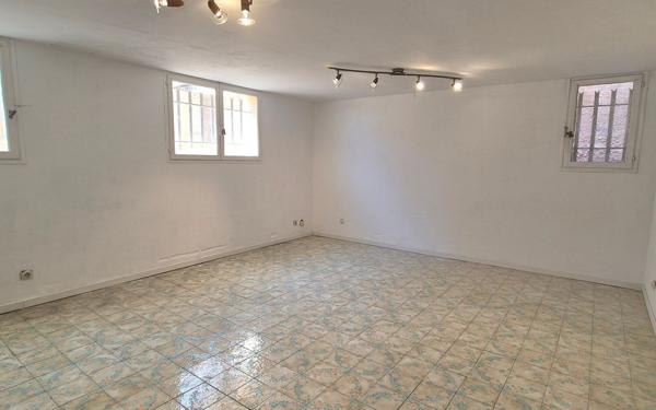 Maison à vendre    6 pièces • 179 m2 La Valette-du-Var