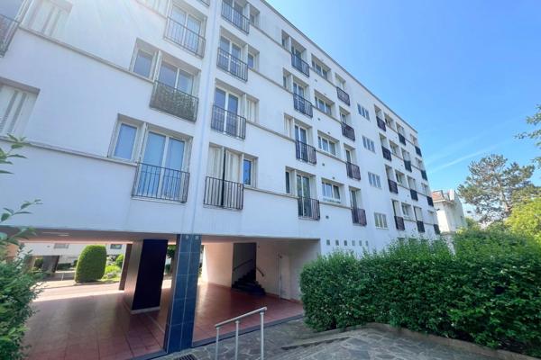 92210 - SAINT-CLOUD - APPARTEMENT - F3 - ASCENSEUR - CUISINE OUVERTE - BALCON - CAVE - QUARTIER PASTEUR