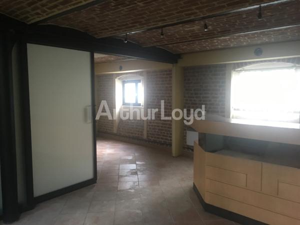 Bureaux à louer ou à vendre à Roubaix centre lumineux et climatisés