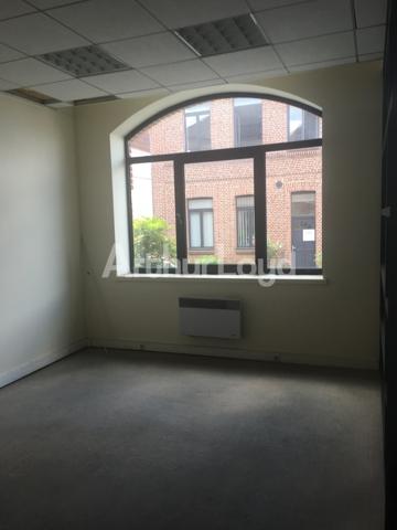 Bureaux à louer ou à vendre à Roubaix centre lumineux et climatisés
